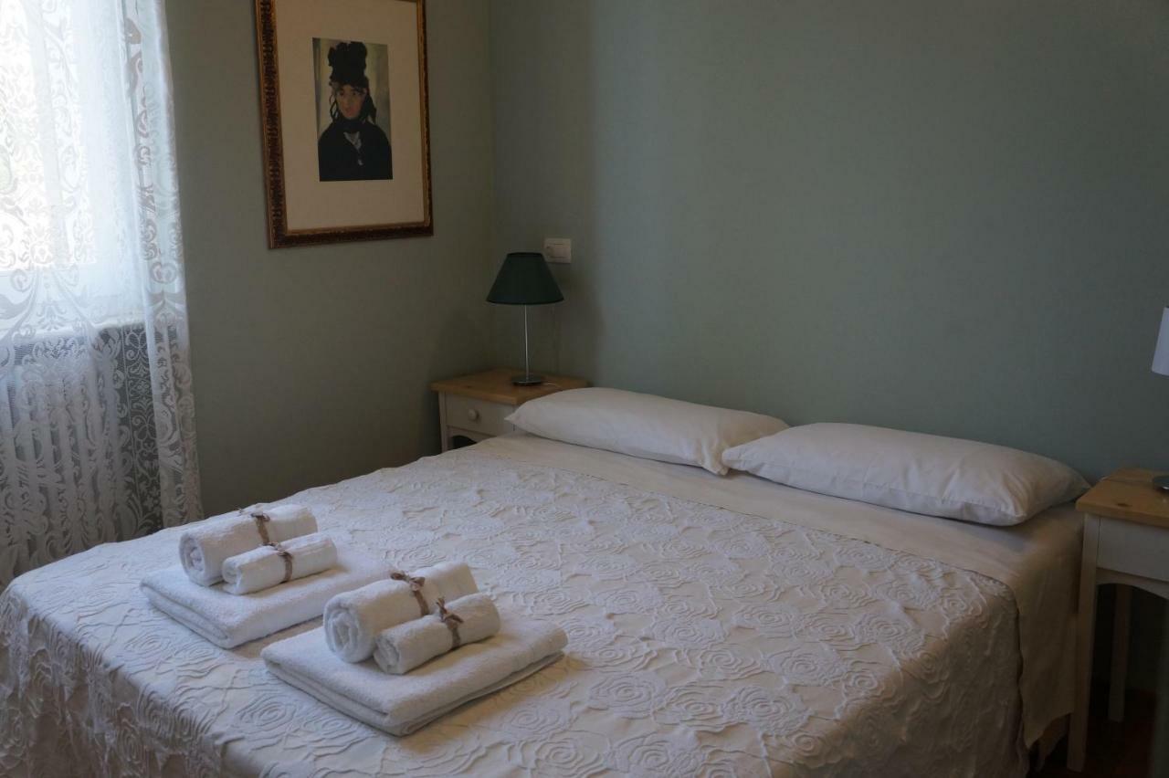 Il Vicolo 48 Panzió Pesaro Kültér fotó